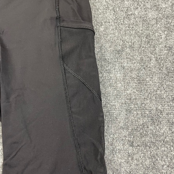LULULEMON Women’s Black Cropped Mesh sides Leggings Size: 8 - Picture 4 of 11